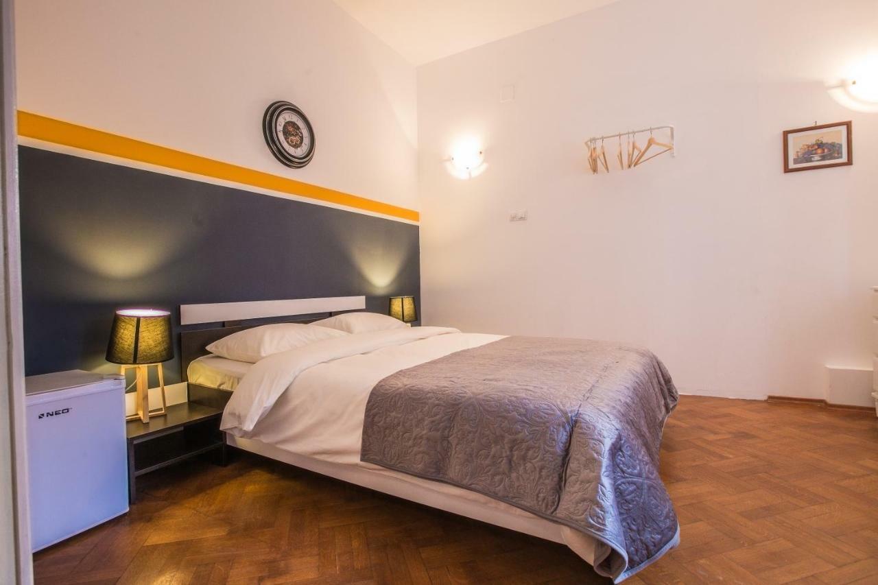Color Apartments Nicolae Tonitza St Bukareszt Zewnętrze zdjęcie